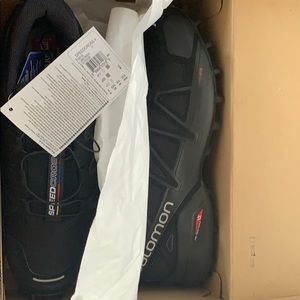 Pair of Salomon Men’s Speedcross